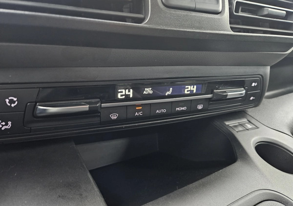 Peugeot Rifter cena 64900 przebieg: 175500, rok produkcji 2018 z Gorlice małe 172